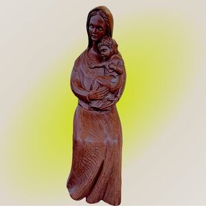 Vintage Seated Resin Wood Tone MADONNA & CHILD Statue 7.75” Tall